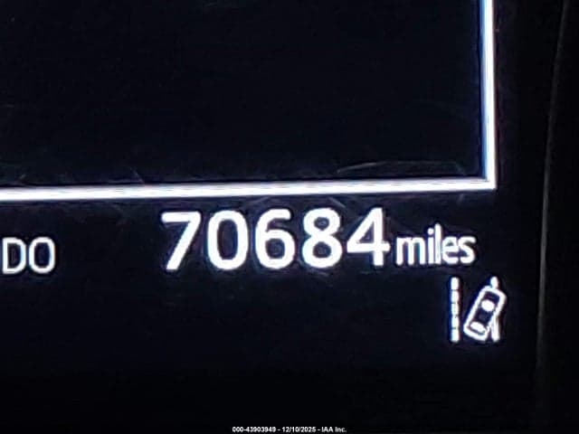 2021 TOYOTA CAMRY SE 15