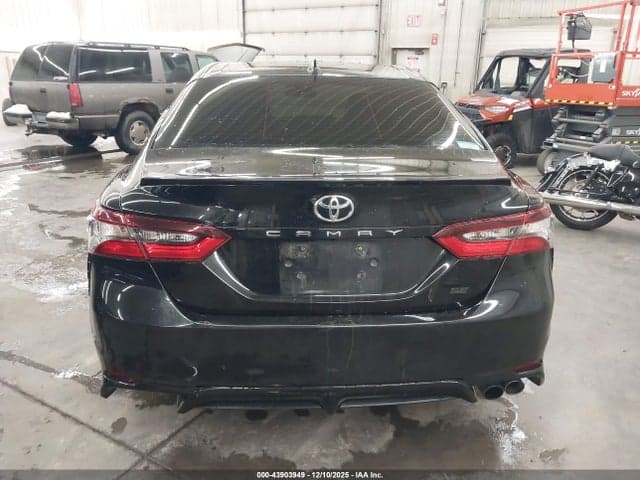 2021 TOYOTA CAMRY SE 16