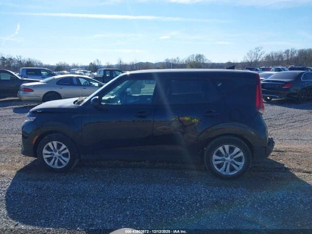 2021 KIA SOUL LX 14
