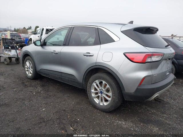 2022 FORD ESCAPE SE 3