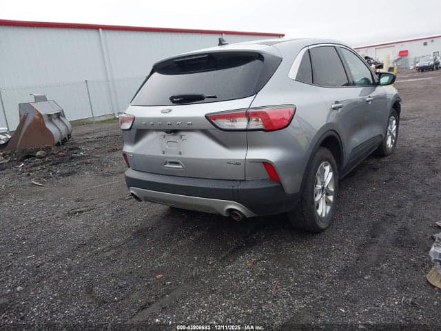 2022 FORD ESCAPE SE 4