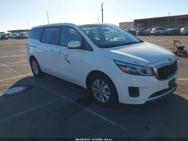 2018 KIA SEDONA LX 1
