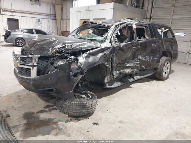 2018 CHEVROLET SUBURBAN LS 2