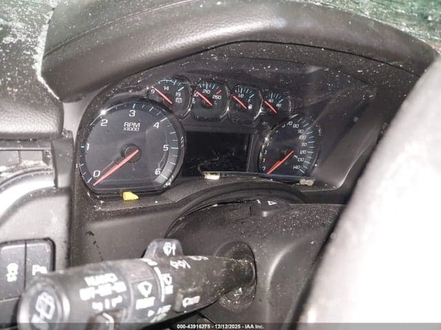 2018 CHEVROLET SUBURBAN LS 14