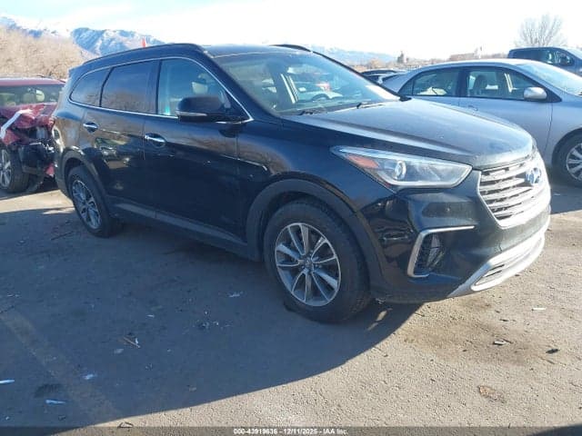 2017 HYUNDAI SANTA FE SE - 1
