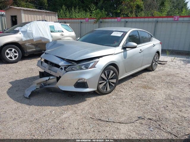 2021 NISSAN ALTIMA SV FWD 2