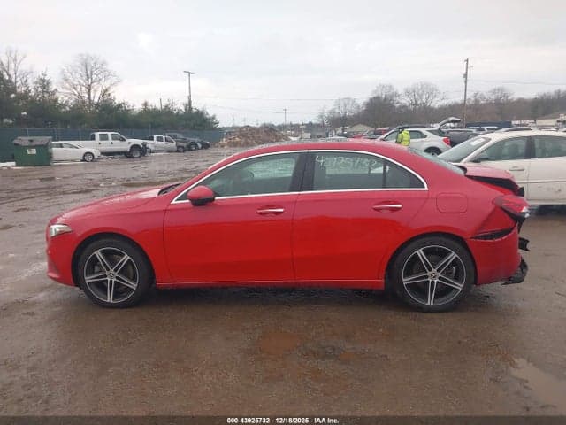 2019 MERCEDES-BENZ A 220 4MATIC 14