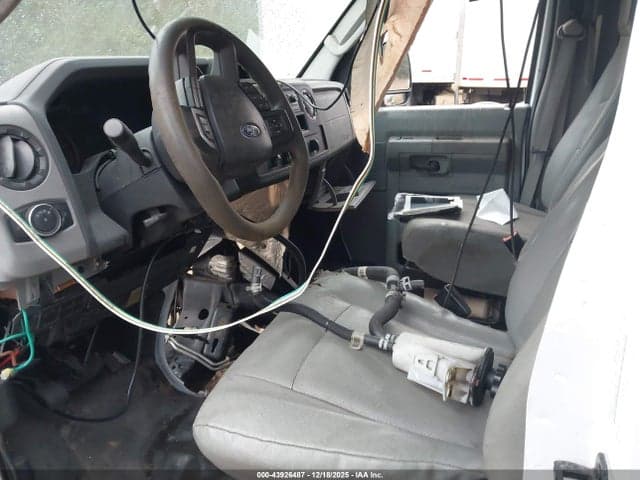 2021 FORD E-350 CUTAWAY 7