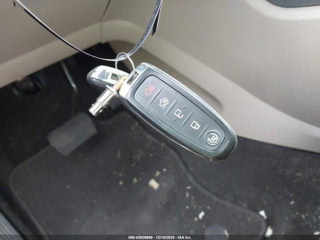 2019 FORD ESCAPE SEL 11