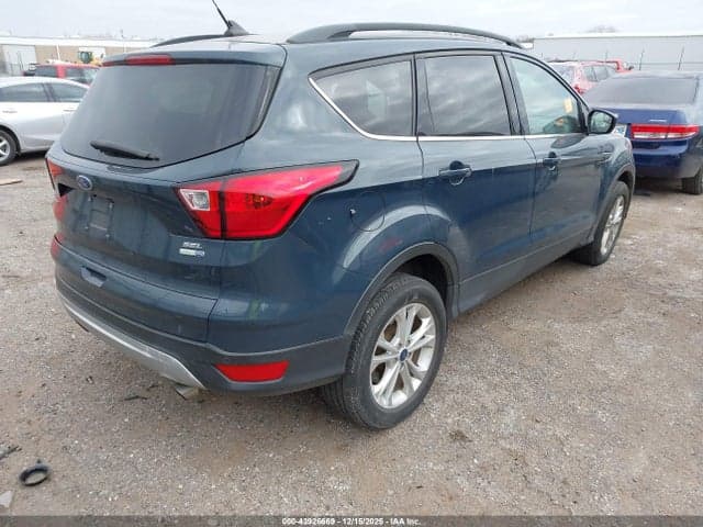 2019 FORD ESCAPE SEL 4