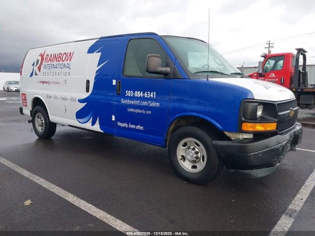 2017 CHEVROLET EXPRESS 3500 WORK VAN 1