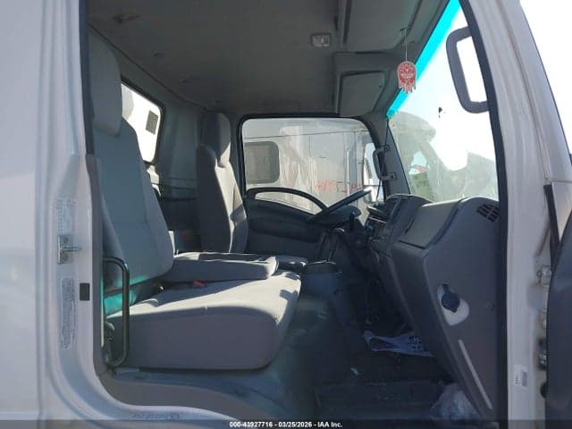 2018 ISUZU NPR HD 8