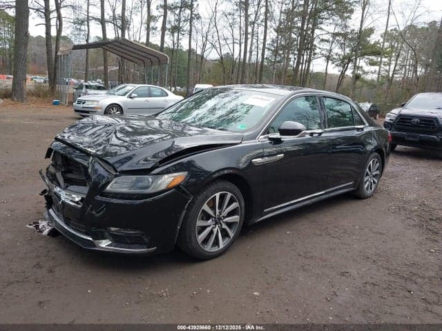 2017 LINCOLN CONTINENTAL LIVERY 2
