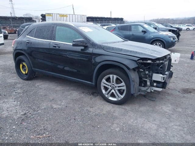 2020 MERCEDES-BENZ GLA 250 4MATIC - 1