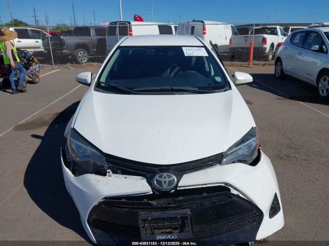 2017 TOYOTA COROLLA LE 12