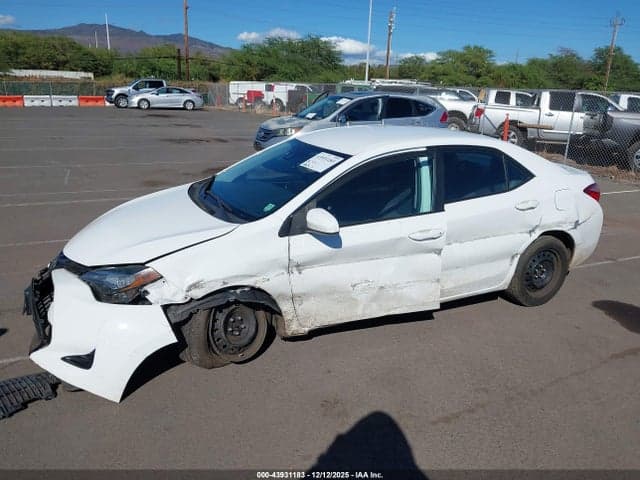 2017 TOYOTA COROLLA LE 6
