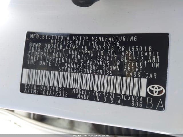 2017 TOYOTA COROLLA LE 9