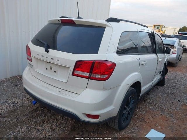2019 DODGE JOURNEY SE 4