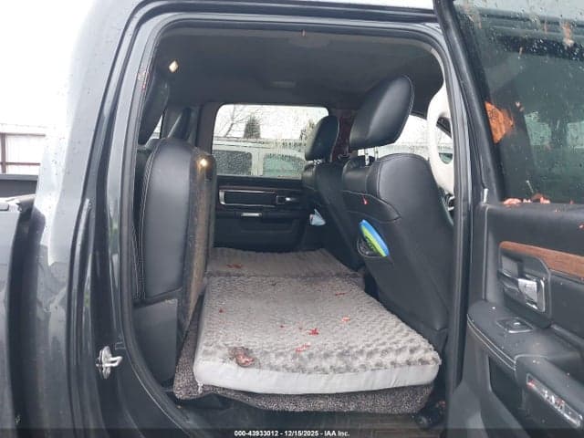 2017 RAM 3500 LARAMIE 4X4 8' BOX 8