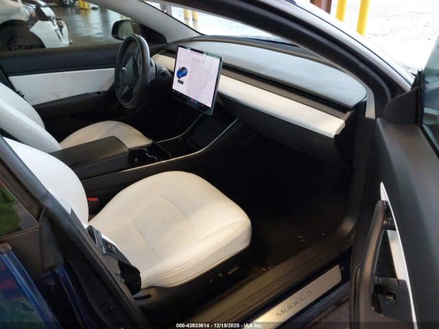 2018 TESLA MODEL 3 LONG RANGE/PERFORMANCE 5