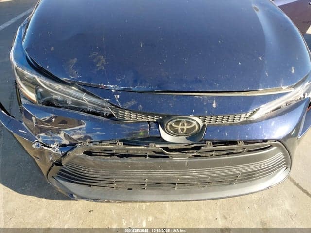 2024 TOYOTA COROLLA LE 18