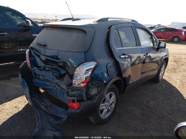 2019 CHEVROLET TRAX LT 4