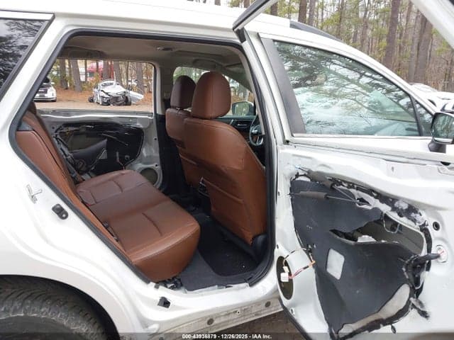 2017 SUBARU OUTBACK 2.5I TOURING 8