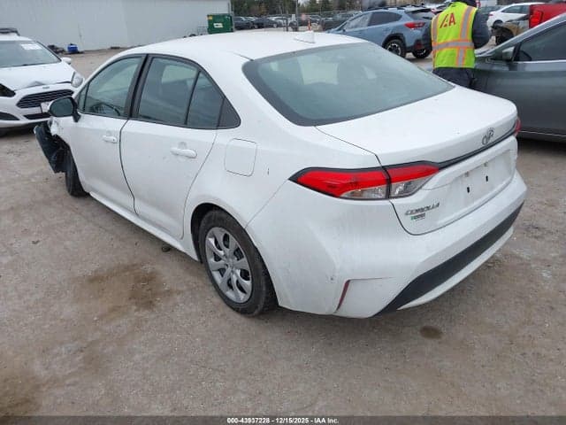 2021 TOYOTA COROLLA LE 3