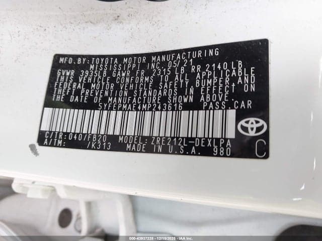 2021 TOYOTA COROLLA LE 9