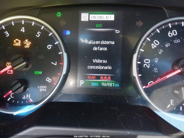 2021 TOYOTA RAV4 XLE 7