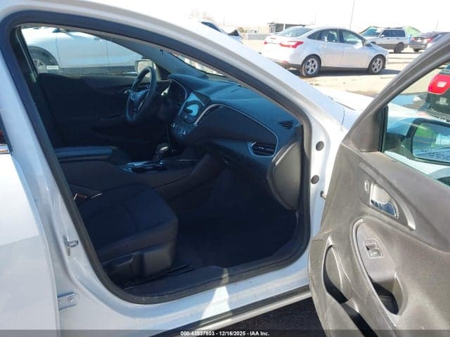 2023 CHEVROLET MALIBU FWD 1LT 5