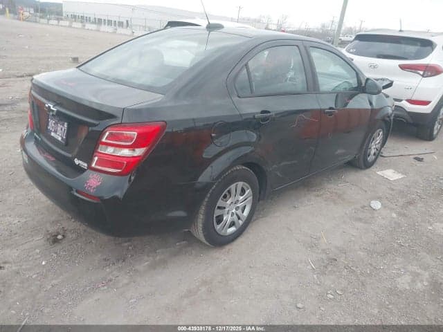 2018 CHEVROLET SONIC LS AUTO 4