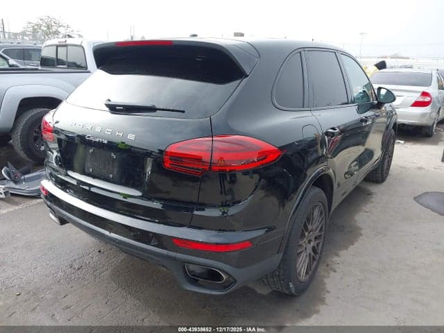 2017 PORSCHE CAYENNE PLATINUM 4