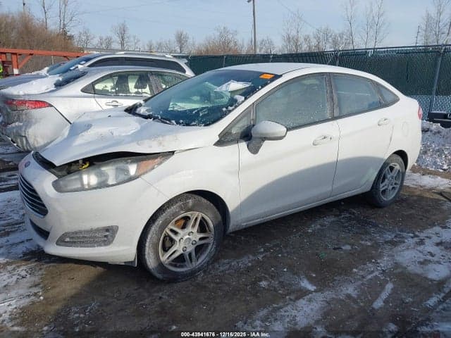 2018 FORD FIESTA SE 14