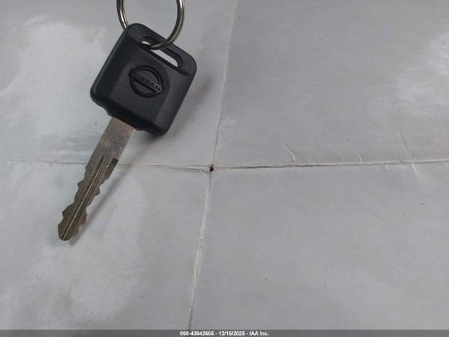 2017 NISSAN VERSA 1.6 S+ 11