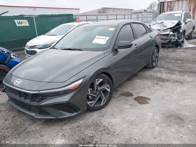 2025 HYUNDAI ELANTRA SEL SPORT 2