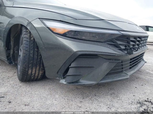2025 HYUNDAI ELANTRA SEL SPORT 6