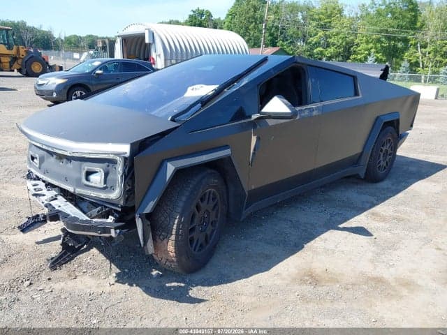 2024 TESLA CYBERTRUCK ALL-WHEEL DRIVE 2