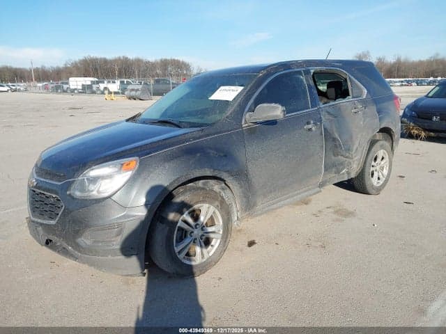 2017 CHEVROLET EQUINOX LS 2