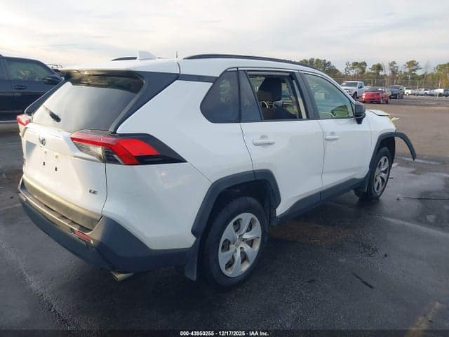 2019 TOYOTA RAV4 LE 4