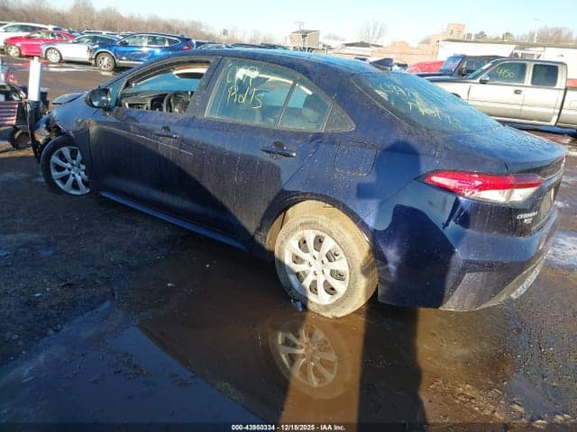2021 TOYOTA COROLLA LE 3