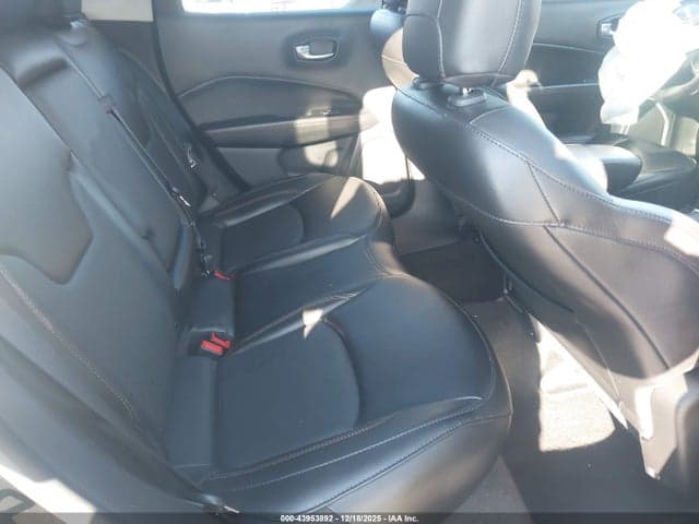 2020 JEEP COMPASS LIMITED 4X4 8