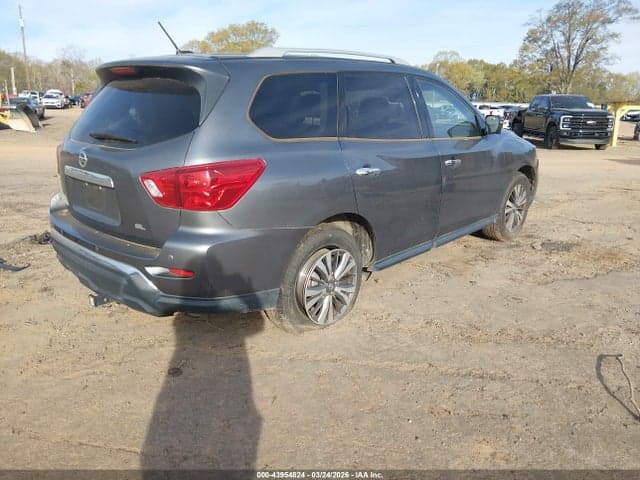 2018 NISSAN PATHFINDER SL 4