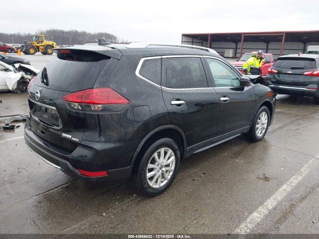 2019 NISSAN ROGUE S 4
