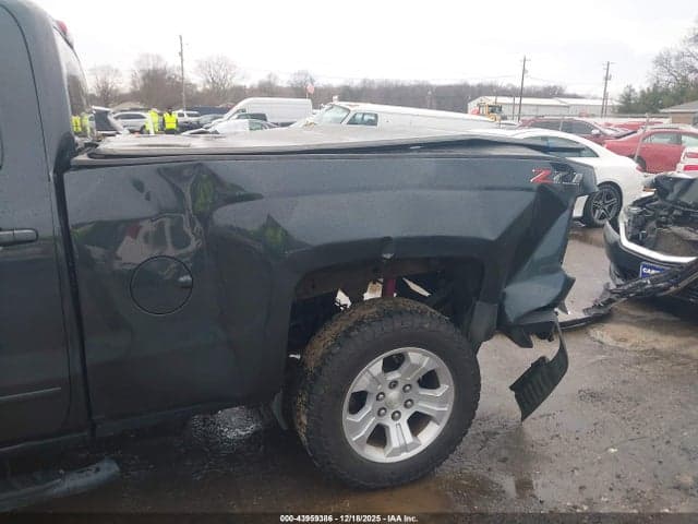 2018 CHEVROLET SILVERADO 1500 2LT 6