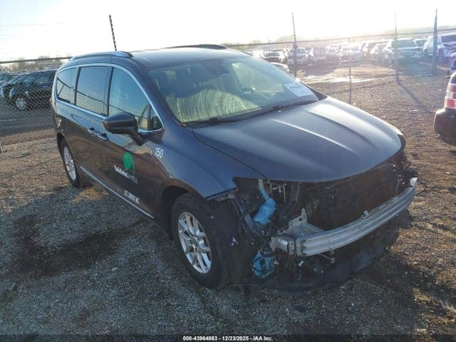 2020 CHRYSLER PACIFICA TOURING L 1