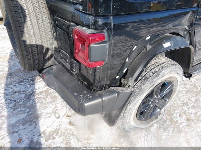 2020 JEEP WRANGLER UNLIMITED SAHARA ALTITUDE 6