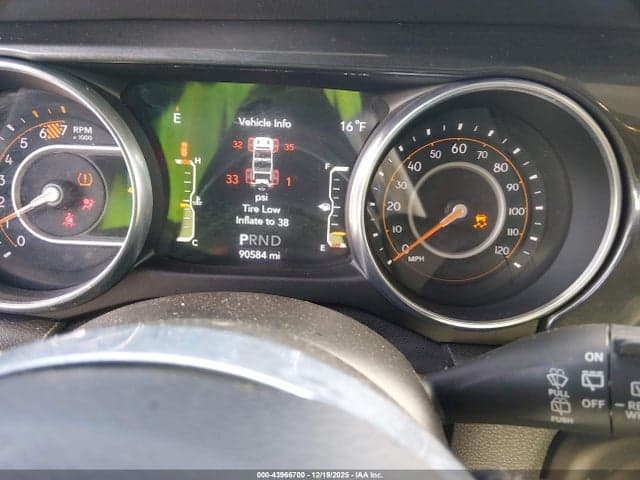 2020 JEEP WRANGLER UNLIMITED SAHARA ALTITUDE 7