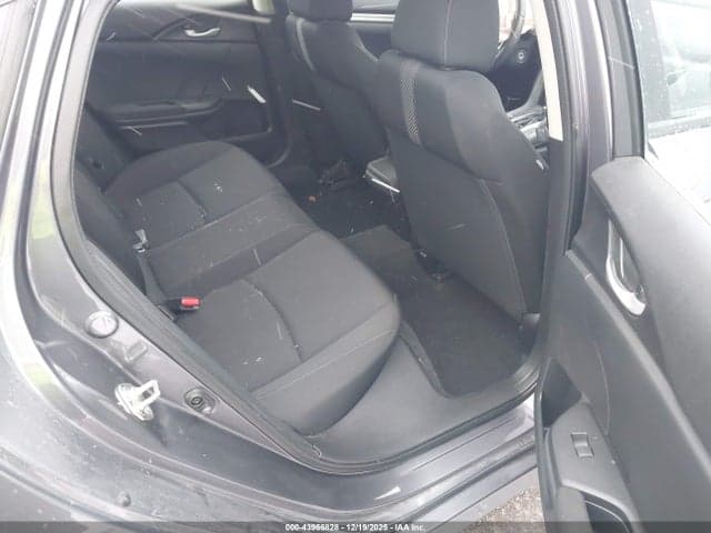 2018 HONDA CIVIC LX 8