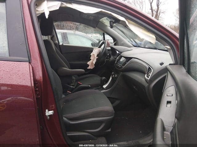 2017 CHEVROLET TRAX LS 5